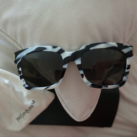 New. Saint Laurent Paris square Zebra sunglasses with case - Picture 11 of 14